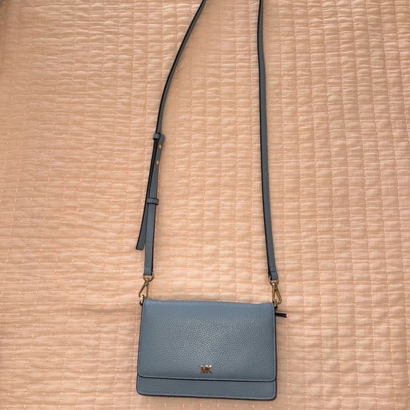 Michael Kors Blue Pebbled Leather Crossbody Bag - Picture 2 of 5